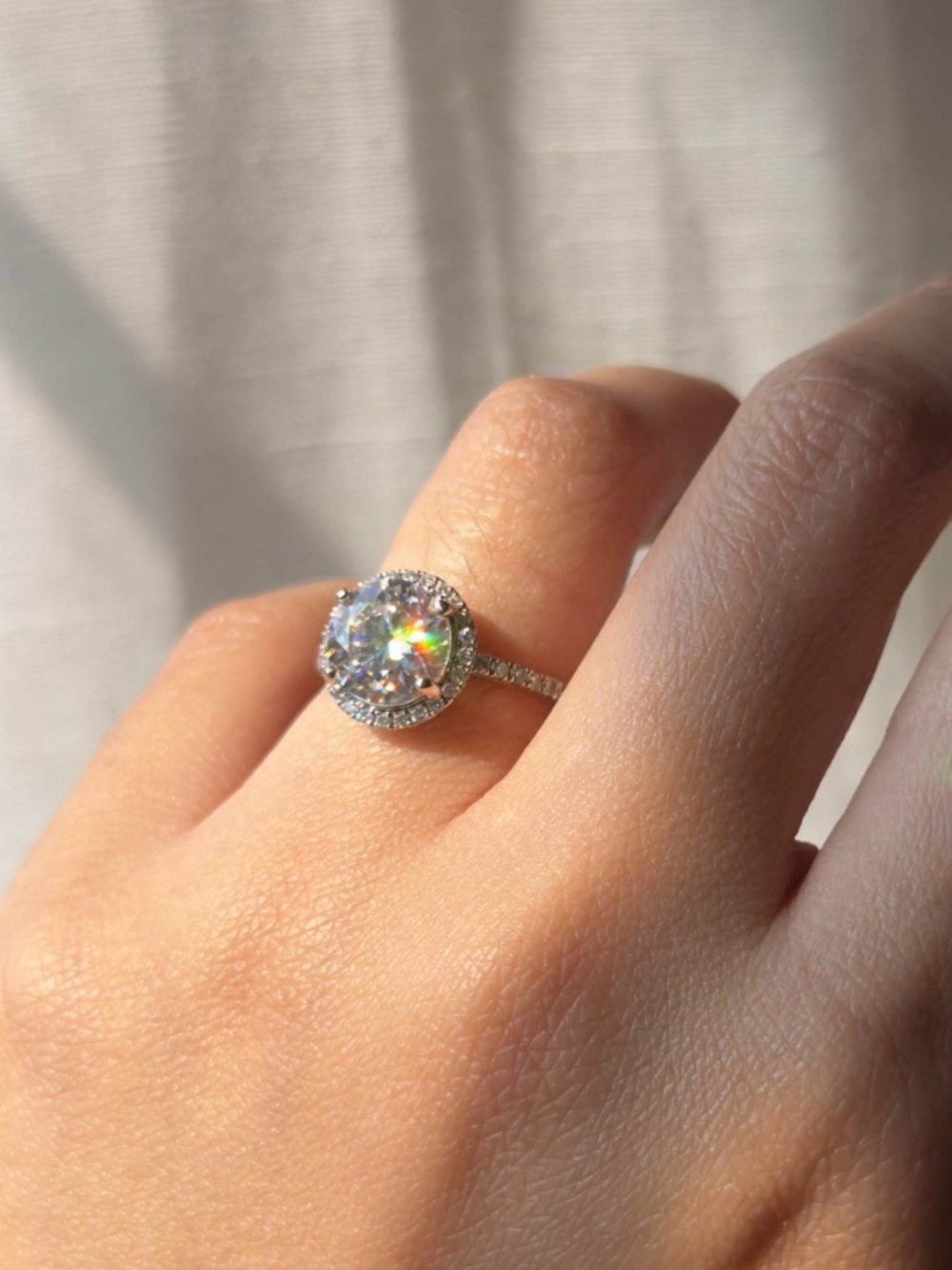 10K Real Gold 3ct Round Moissanite and side Lab-Grown Diamond Halo Ring, Size 6
